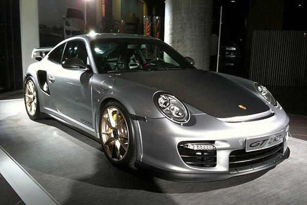 Новый суперкар от Porsche засветился