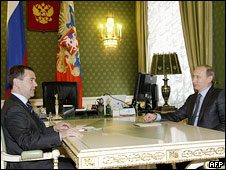 Дмитрий Медведев и Владимир Путин в Кремле