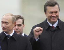 Путин, Медведев, Янукович