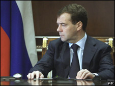 Дмитрий Медведев во время видеоконференции в Горках 5 декабря 2009 г.