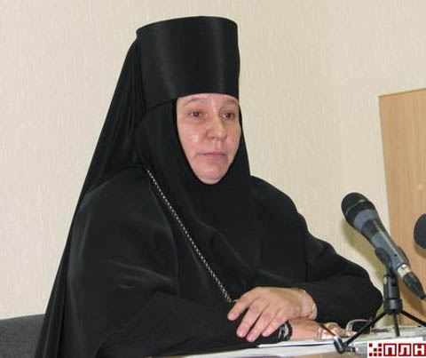 Игуменья Спасо-Елезаровского монастыря оказалась в эпицентре скандала.